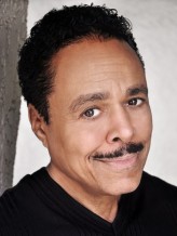 Leon Isaac Kennedy fotoğrafı