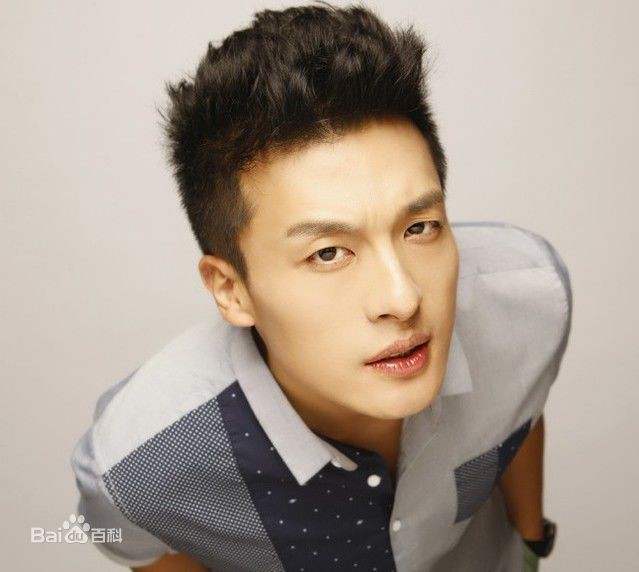 Sun Yizhou Fotoğrafı