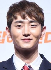 Shin Kang-woo fotoğrafı