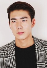 Kim You-han fotoğrafı