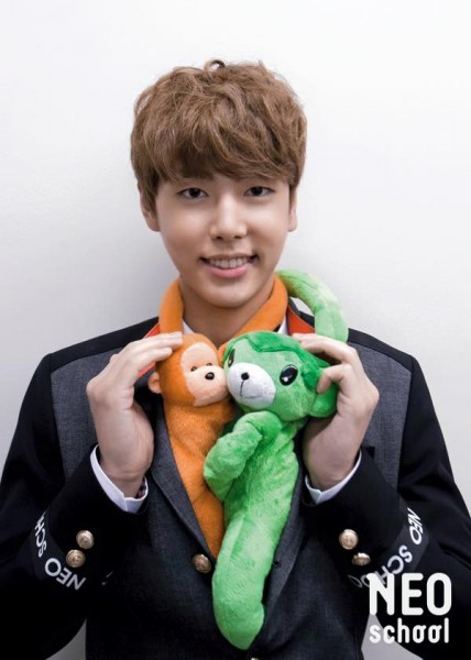 Lee Jae-yoon (i) Fotoğrafı