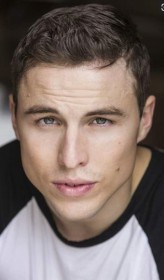 Taylor Barrett fotoğrafı