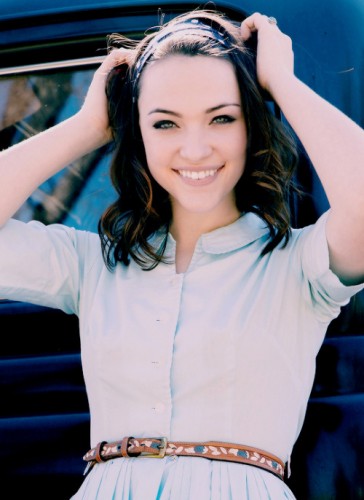Violett Beane Fotoğrafı