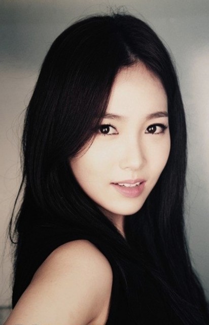 Yoon Jin-sol Fotoğrafı