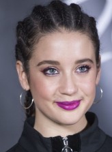 María Pedraza fotoğrafı