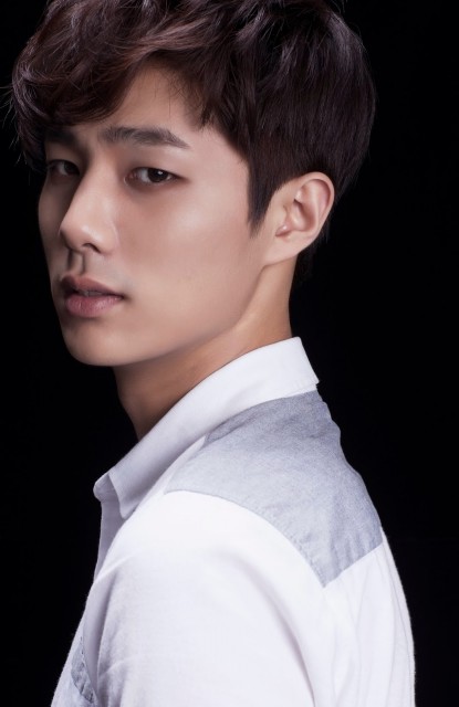 Yang Hak-jin Fotoğrafı