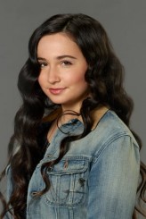 Matreya Scarrwener fotoğrafı