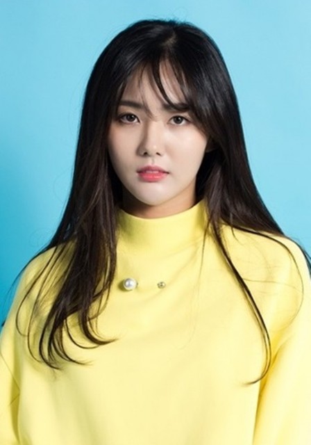 Lee Ye-hyun Fotoğrafı