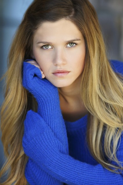 Anna Marie  Dobbins Fotoğrafı