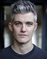 James  Groom fotoğrafı