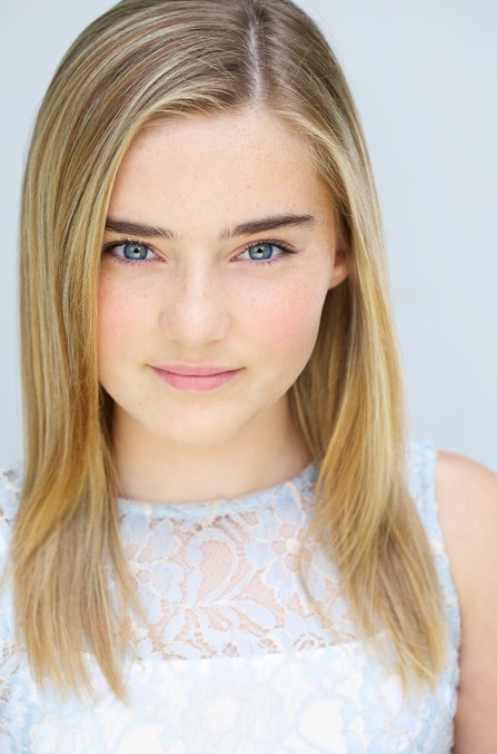 Meg Donnelly Fotoğrafı