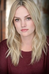 Bayley Corman fotoğrafı