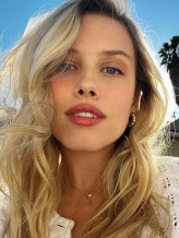 Gracie Dzienny fotoğrafı