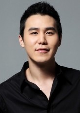 Lee Yool fotoğrafı