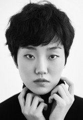 Lee Joo-Young (iii) fotoğrafı