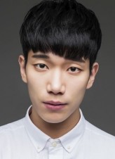 Kim Kyung-nam (i) fotoğrafı