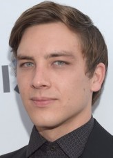 Cody Fern fotoğrafı