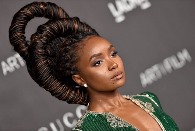 KiKi Layne Fotoğrafı