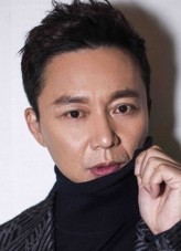 Liu Yijun fotoğrafı