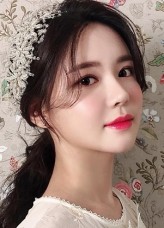 Min Hyo-Won fotoğrafı