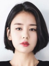 Ahn Eun-Jin fotoğrafı