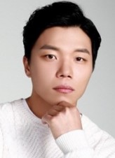 Hong Geun-Taek fotoğrafı