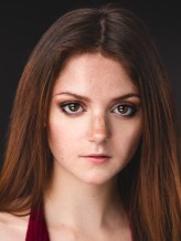 Jessica  Clement fotoğrafı