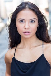 Olivia Roldan fotoğrafı