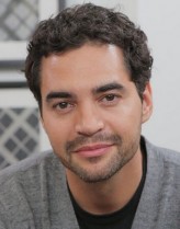 Ramon Rodriguez fotoğrafı