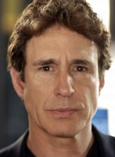 John Shea fotoğrafı