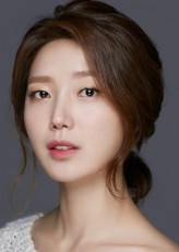 Kim Jung-Hwa (i) fotoğrafı