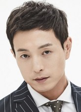 Jung Sung-Il (i) fotoğrafı