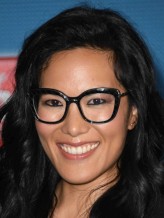 Ali  Wong fotoğrafı