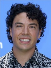 Jon Bass fotoğrafı