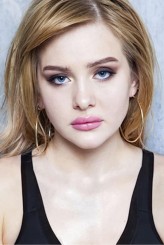 Sofia Kappel fotoğrafı