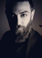 Önem Pişkin fotoğrafı