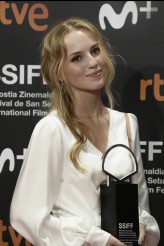 Flora Ofelia fotoğrafı