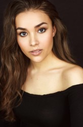 Lina Lecompte fotoğrafı