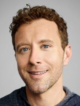 T.J. Thyne fotoğrafı