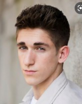 Myles Erlick fotoğrafı