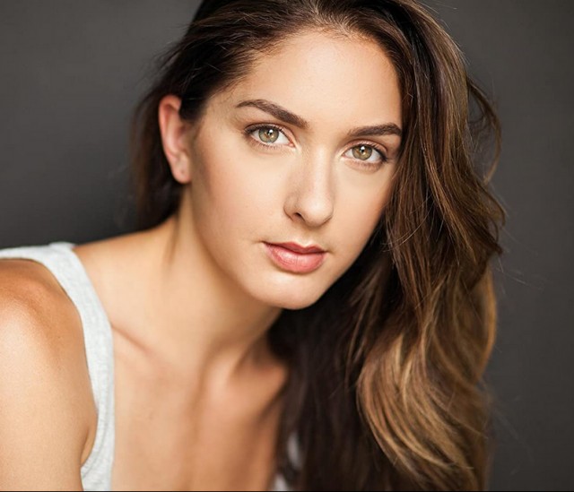 Kayla Adams Fotoğrafı