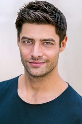 Andrew Rogers fotoğrafı