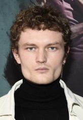 Brennan Keel Cook fotoğrafı