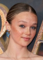 Evie Allen fotoğrafı