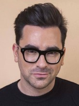 Dan Levy fotoğrafı