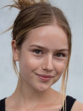 Amélie Hoeferle fotoğrafı