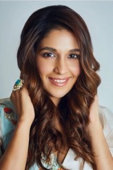 Harleen Sethi fotoğrafı