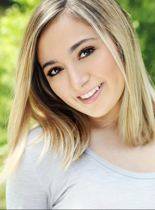 Caroline McKenzie fotoğrafı