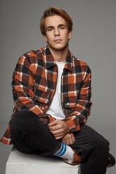 Alex Sorian Brown fotoğrafı