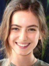 Ava Yaman fotoğrafı